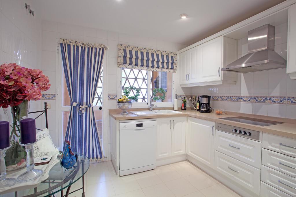 Hacienda Elviria Appartement Marbella Buitenkant foto